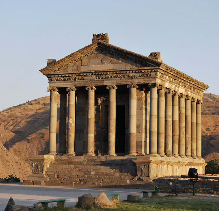 معبد گارنی ایروان ارمنستان